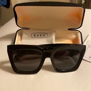 Brand New Raen Vine Sunglasses